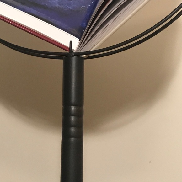 Stylish wrought iron cookbook holder - Picture 6 of 9